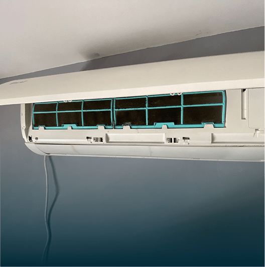 Mantenimiento al aire acondicionado